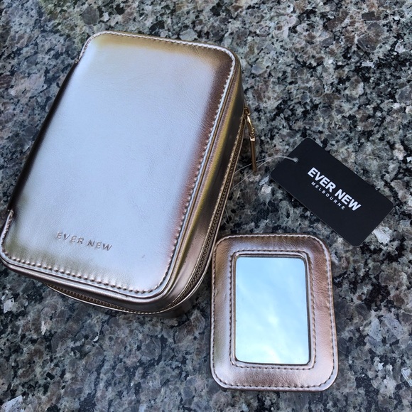 โค๏ธ EVER NEW Rose Gold zipped travel case - Picture 1 of 12